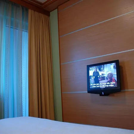 Cezar Hotel 4*