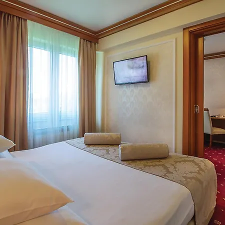 Cezar Hotel