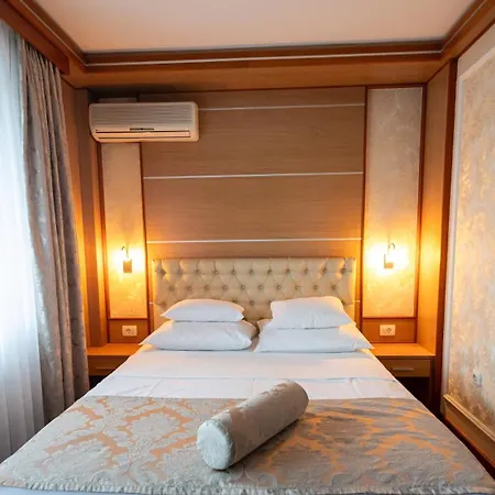 Hotel Cezar