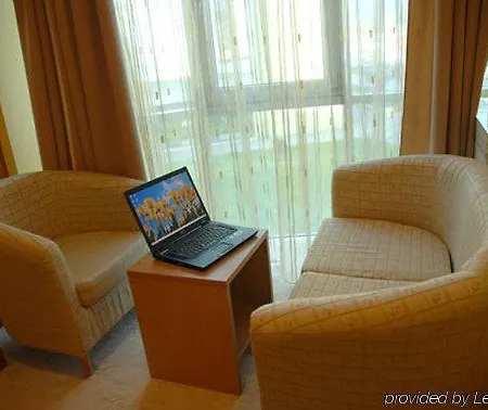 Hotel Cezar 4*