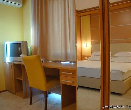 Cezar Otel 4*